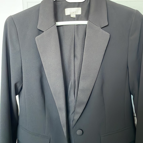 NWOT LOFT Tuxedo Style Blazer - Size 0 - Picture 2 of 6